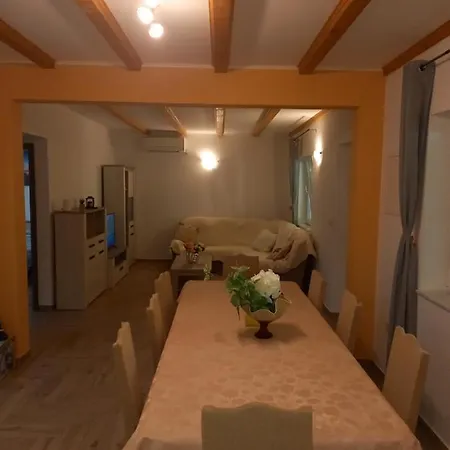 Apartman Loza-holiday Home,kuca Za Odmor