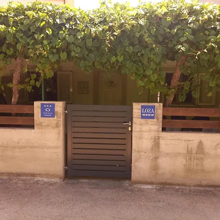 Loza-holiday Home,kuca Za Odmor Srima