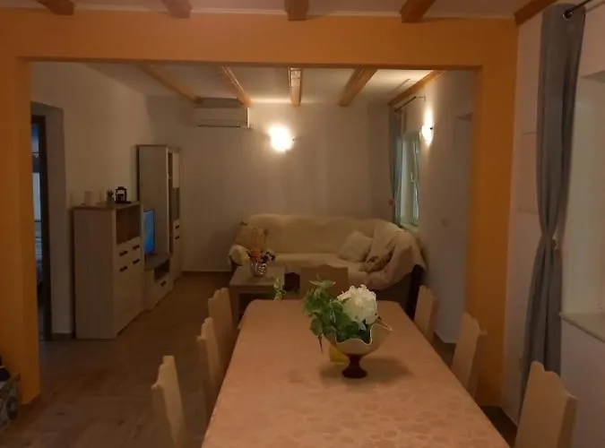 Appartement Loza-holiday Home,kuca Za Odmor